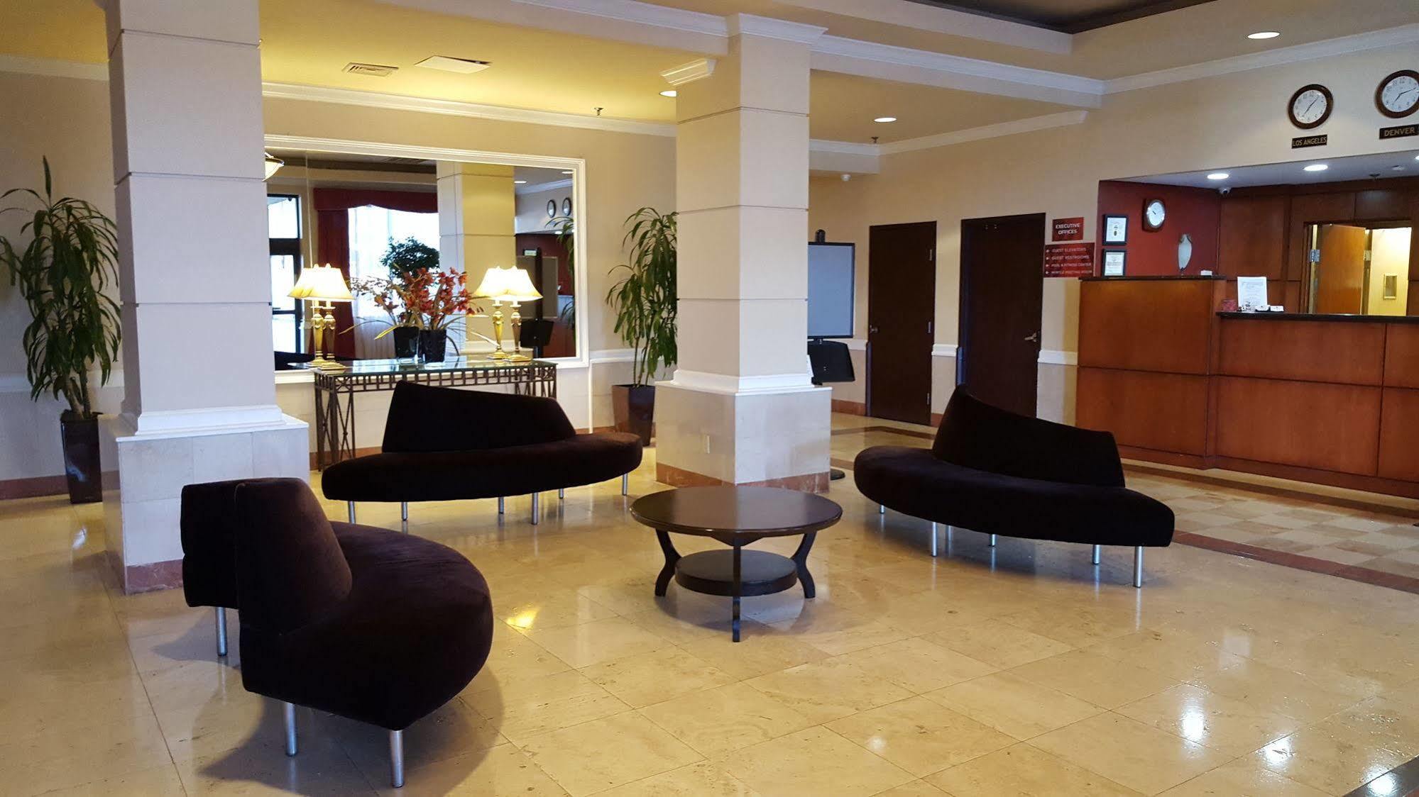 Hotel Ramada Plaza By Wyndham Atlanta Airport College Park Esterno foto